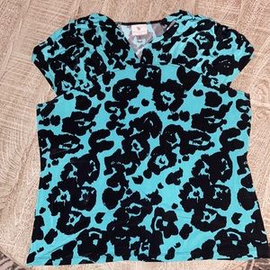 Cute stretchy tank top. Excellent condition